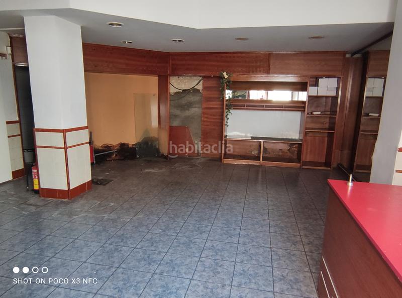 Foto 250144fa-376f-46bb-bdb0-7cb4a9e74b7d. Location local commercial dans Ca n'Anglada Terrassa