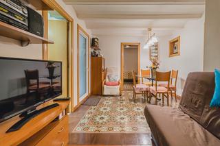 Pis  Carrer de grases. Piso con encanto de 2 dormitorios junto plaza santa madrona