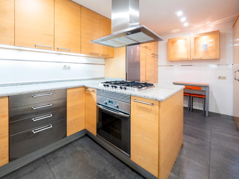 Foto 5673f5f2-10eb-4895-a0ac-8e070962d3f8. Appartement avec chauffage dans La Nova Esquerra de l´Eixample Barcelona