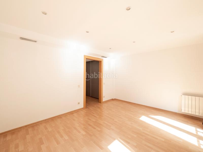 Foto 344de12b-59f7-4031-b95b-38da488add29. Etagenwohnung mit heizung in La Nova Esquerra de l´Eixample Barcelona