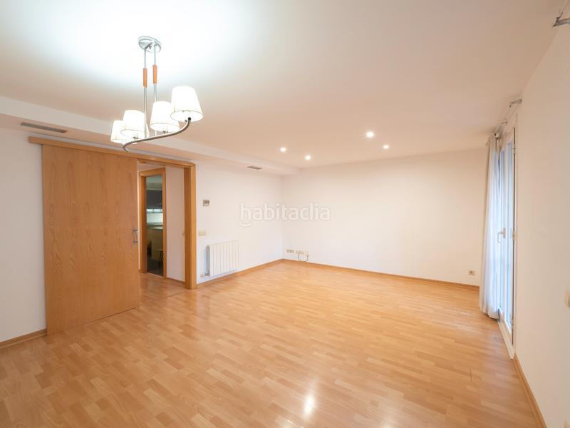 Foto e17ee92c-0842-4813-833b-6de1b7b46db8. Flat with heating in La Nova Esquerra de l´Eixample Barcelona