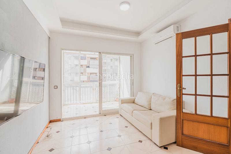 Foto 6f1e5d8f-04b1-4c00-8918-03b48defbd05. Etagenwohnung mit heizung in La Marina del Port Barcelona