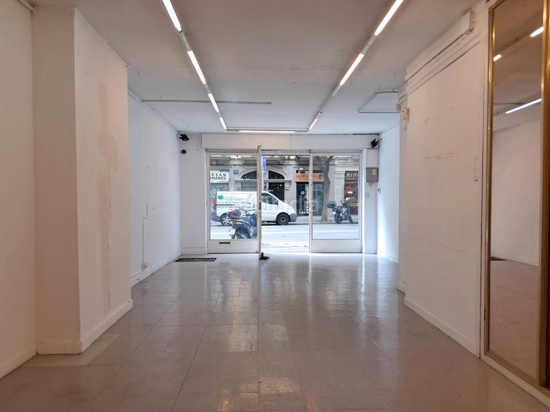 Foto e01185d7-7d5f-471e-b0b0-91580d1fd863. Lloguer local comercial a La Nova Esquerra de l´Eixample Barcelona