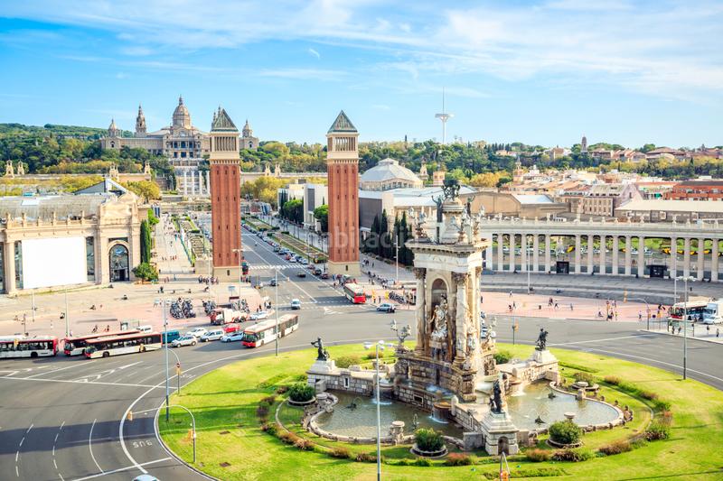 Foto 0106c21e-7027-4d4b-a76f-b1ce7a35c8da. Rent business premise in La Nova Esquerra de l´Eixample Barcelona