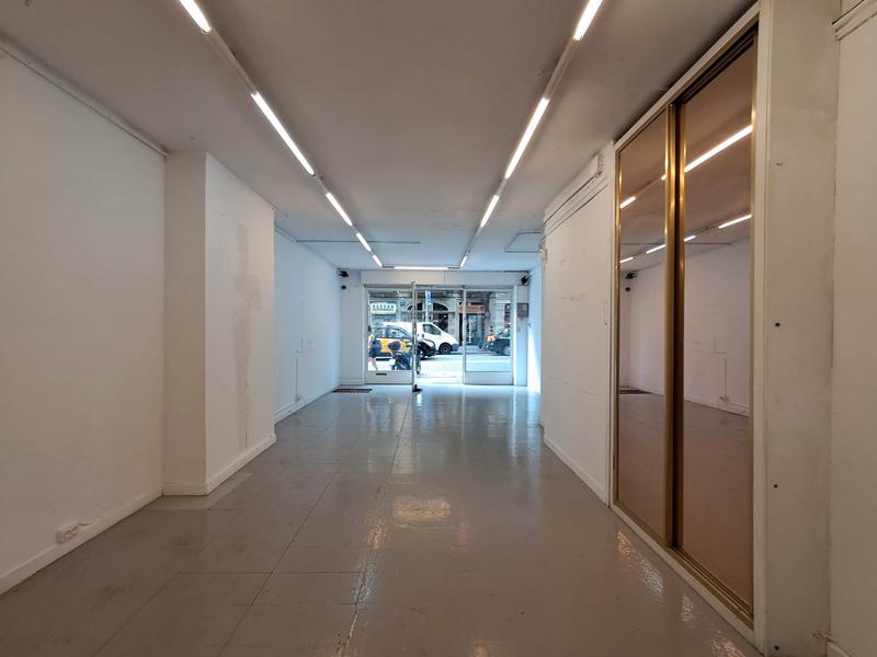 Foto a99a4376-3d18-474c-9ea4-15d0e032e662. Rent business premise in La Nova Esquerra de l´Eixample Barcelona
