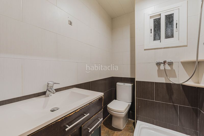 Foto fddbba46-2aba-4335-b59d-d5704b4872b9. Pis a La Marina del Port Barcelona