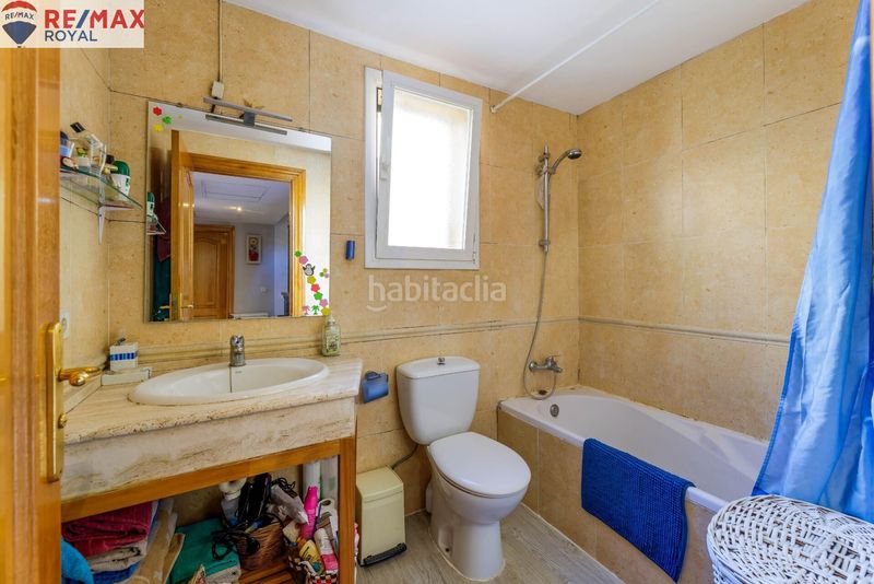 Foto 0e5d674a-04ba-4b41-b825-6ccfbf52ac5a. Casa adossada amb aparcament a L´Olivera Palma de Mallorca
