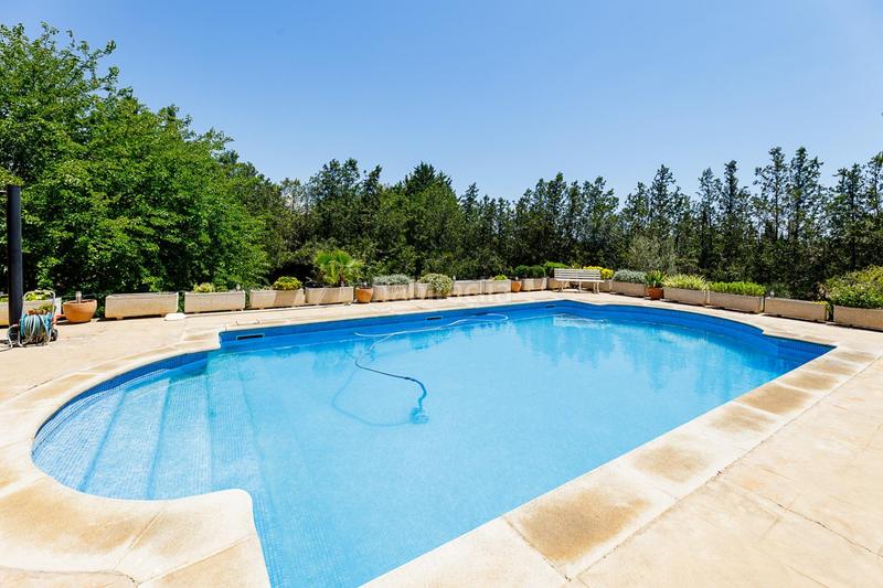 Foto 2062b8bb-5508-41f2-89dc-50abe8de0531. Chalet  unifamiliar especial! en Es Garrovers Marratxí