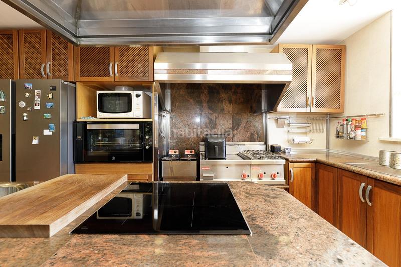 Foto e3077f19-4b08-4e2f-bb47-c7cfce64a646. Chalet  unifamiliar especial! en Es Garrovers Marratxí