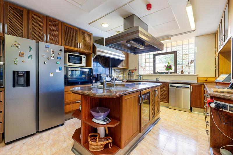 Foto fbfad1af-1009-46e1-aefa-2d59aca0a1e0. Chalet  unifamiliar especial! en Es Garrovers Marratxí