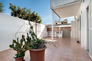 Casa  Calle rodrigo de triana. Oportunidad nica en portocolom espaciosa vivienda de 3 habitaci