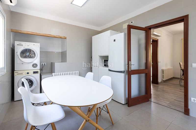 Foto 361d4114-f8a4-4216-a67a-5274dea5a8de. Xalet amb aparcament piscina a S´Arenal Palma de Mallorca