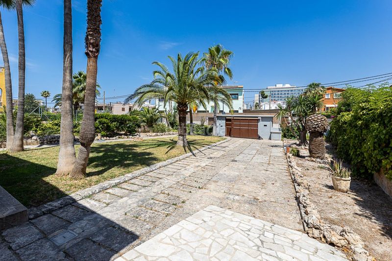 Foto a167f352-f617-4068-9576-c20fc3640b4f. Xalet amb aparcament piscina a S´Arenal Palma de Mallorca