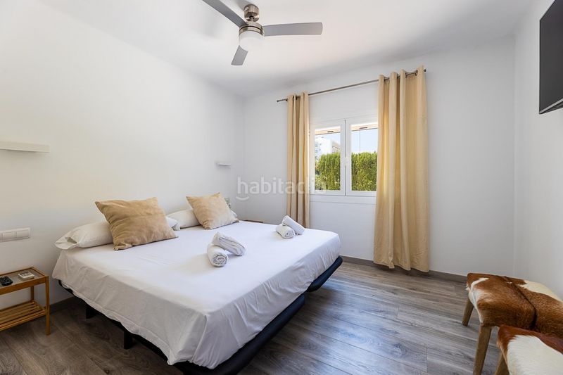 Foto cb94909b-f336-4a63-9ab7-afc19dcef16b. Xalet amb aparcament piscina a S´Arenal Palma de Mallorca