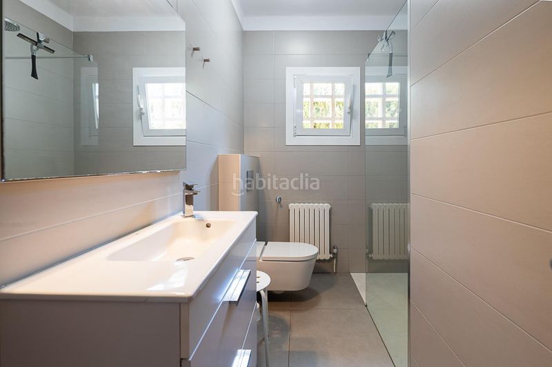 Foto 3a6dd37c-7cd9-4e99-9b35-031e176a058b. Xalet amb calefacció aparcament piscina a S´Arenal Palma de Mallorca