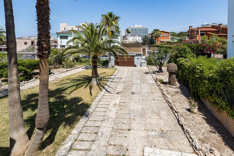 Foto fa66bc28-cc5f-4d6e-becf-345c4135a532. Xalet amb calefacció aparcament piscina a S´Arenal Palma de Mallorca