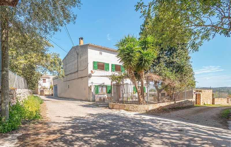 Foto 28d702a9-bbc9-4de4-92e0-8354002e3aec. Casa amb aparcament a Sencelles