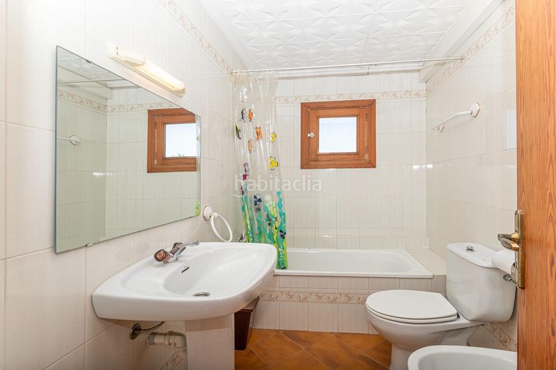 Foto cd413a7c-14d4-4651-9143-f69bc9f287e4. Casa amb aparcament a Sencelles
