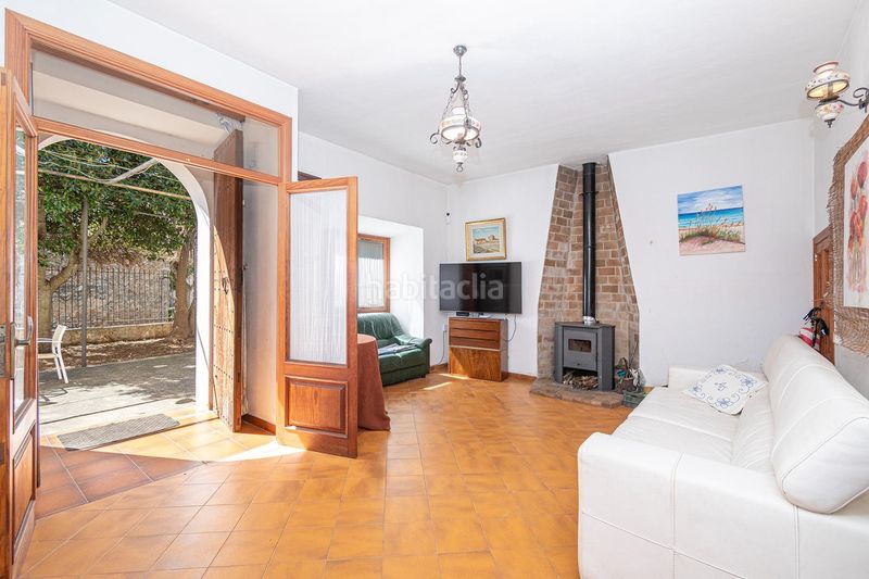 Foto ec21dc6a-2ad1-4b17-b70b-ba894b993b00. Casa amb aparcament a Sencelles
