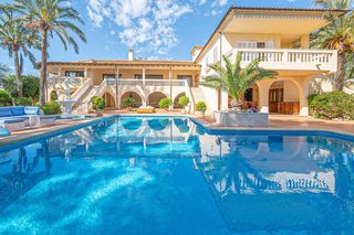 Rent Chalet in Sol de Mallorca. Villa de lujo en sol de mallorca