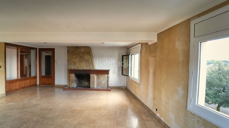 Foto c2b65cc9-f03d-4caf-ba20-91731f204bbb. Edificio in Castellterçol