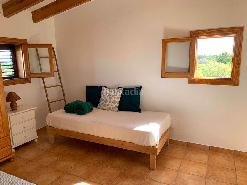 Foto 3ff80bf3-8d95-46ff-944f-b0c81bba8b29. Chalet finca con alma mediterránea, un oasis privado con piscina y gran parcela en sant francesc xavier en Formentera