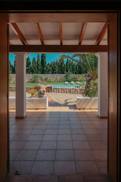 Foto a6f0546e-9d9d-4ddb-bdfb-580774df849f. Chalet finca con alma mediterránea, un oasis privado con piscina y gran parcela en sant francesc xavier en Formentera