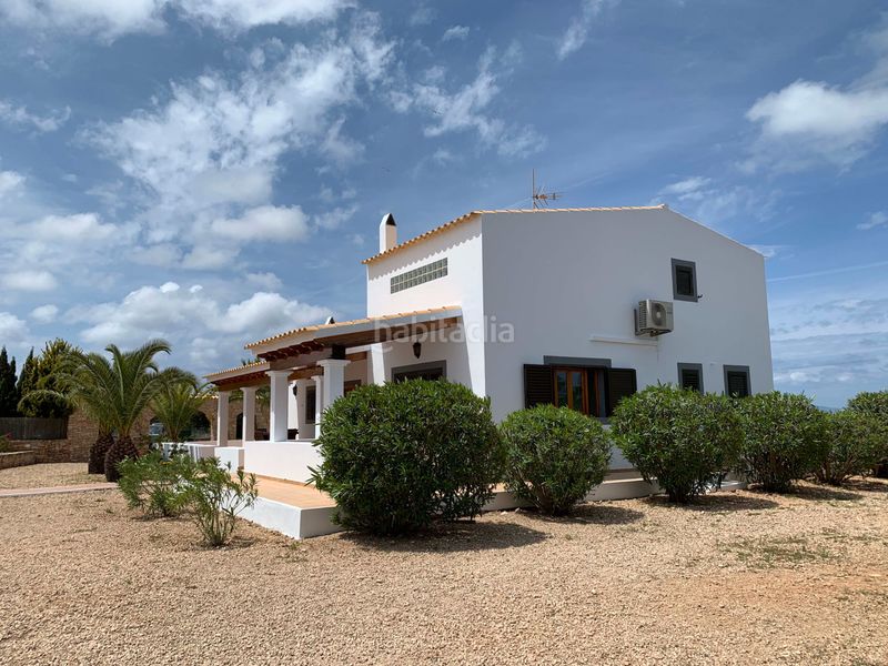 Foto cac9bb36-17e9-4528-ac22-93b08fd5877f. Chalet finca con alma mediterránea, un oasis privado con piscina y gran parcela en sant francesc xavier en Formentera