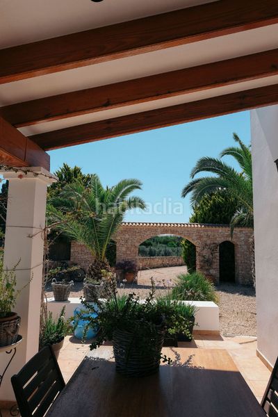Foto d64bd31c-4d91-4144-8c79-c462dc4e204f. Chalet finca con alma mediterránea, un oasis privado con piscina y gran parcela en sant francesc xavier en Formentera