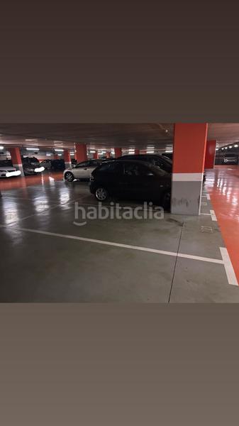 Foto ab2e2a4e-17bf-4e90-9030-e23c7d4ae84d. Parking voiture dans Centre-Estació Gavà