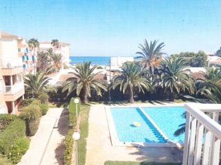 Dplex en Carretera de las marinas a denia. Dplex con 2 habitaciones amueblado con parking, vistas al mar y