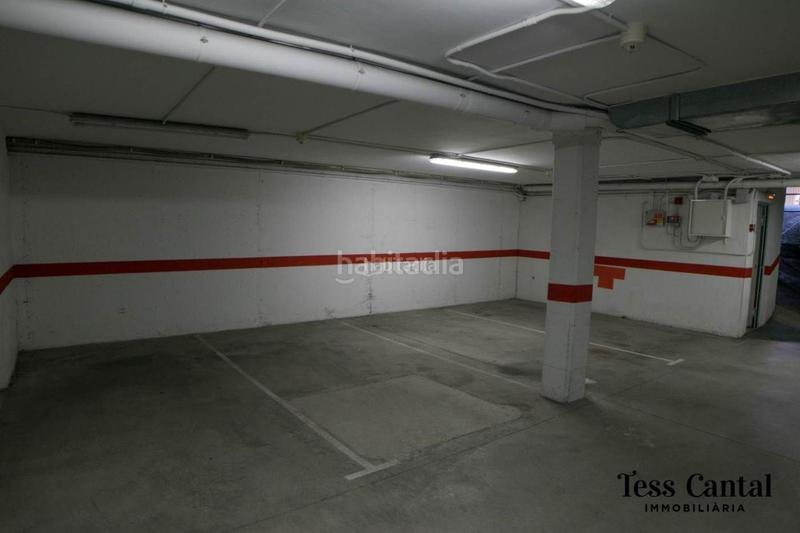 Foto fcba1360-123c-437e-8e42-3d401248a88b. Parking coche en Sant Celoni