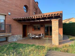 Xalet a Fogars de Montcls. Casa con piscina en fogars de montcls, en el montseny.