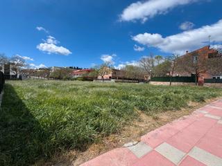 Terreny residencial  Plaça sector residenc. esports. Parcela en venta en la rectoria vella – zona campo de fútbol