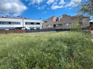 Terreny residencial  Carrer ernest lluch. Parcela en venta en ernest lluch – zona campo de fútbol