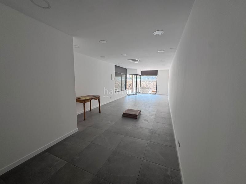 Foto 37e29a92-d4d3-4e9d-9b26-99962373003e. Location local commercial dans Sant Celoni