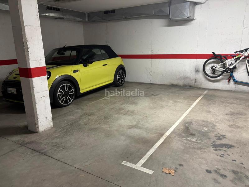 Foto 762ca13d-ebc3-4e5c-94ce-def3d1759747. Rent car parking in Sant Celoni