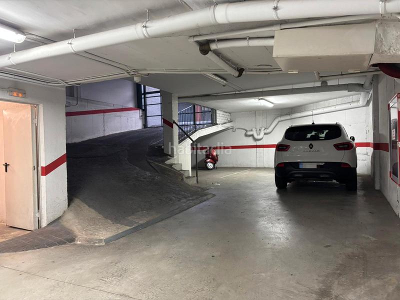 Foto b03e561a-9644-4c86-9441-128439290e38. Rent car parking in Sant Celoni