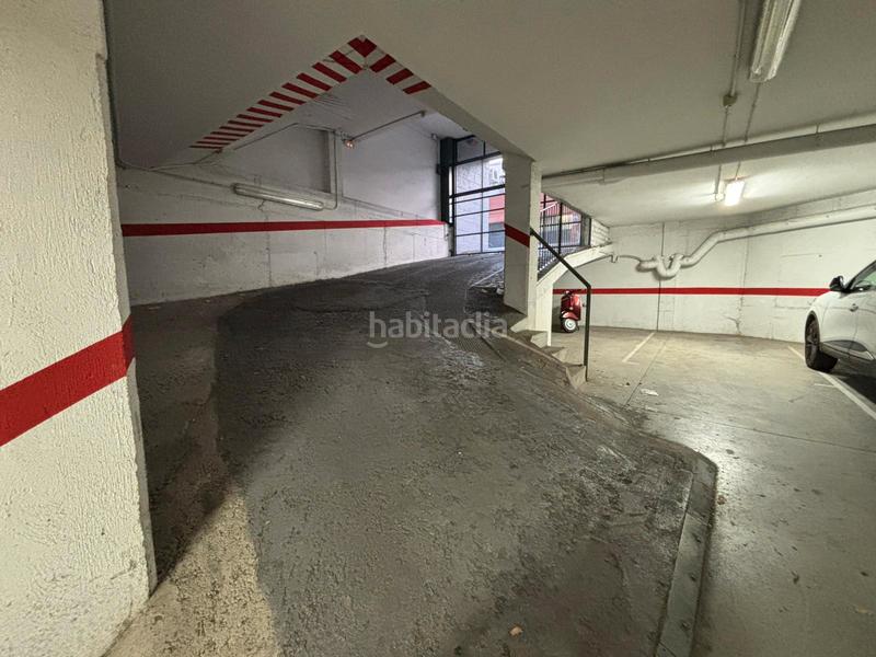 Foto f3298ec0-287d-48df-8e9f-a7c35bc5ac1e. Rent car parking in Sant Celoni