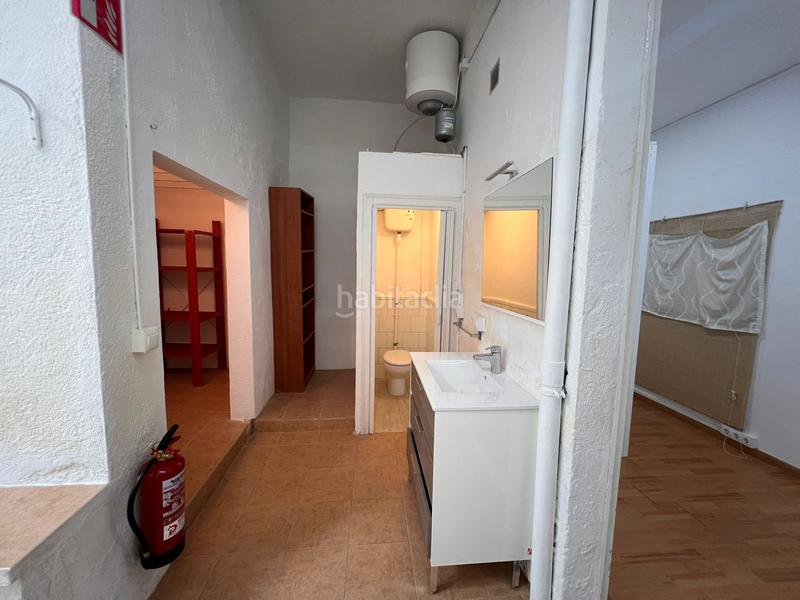 Foto f32a66e4-0e11-4606-b6d1-2db2b243955b. Lloguer local comercial a carrer prim 6 a Sant Celoni