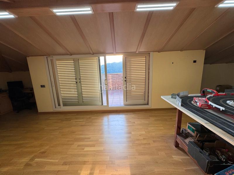 Foto 61de6c0d-af34-4daf-9767-24842c26917d. Xalet amb calefacció aparcament piscina a Cabrils