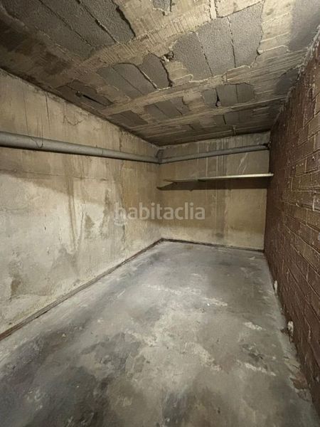 Foto 5aa7b03c-33cf-42e0-836a-486f526d0677. Aparcament cotxe a Sant Celoni