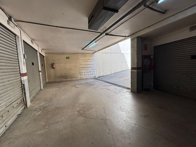 Foto baf51bfb-898d-47e2-9ef0-7418fceb5a8a. Aparcament cotxe a Sant Celoni