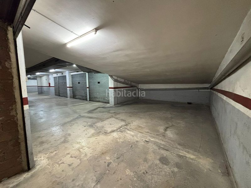 Foto ea435ccc-2997-42a7-9cdd-c6d8c18ecc8d. Aparcament cotxe a Sant Celoni