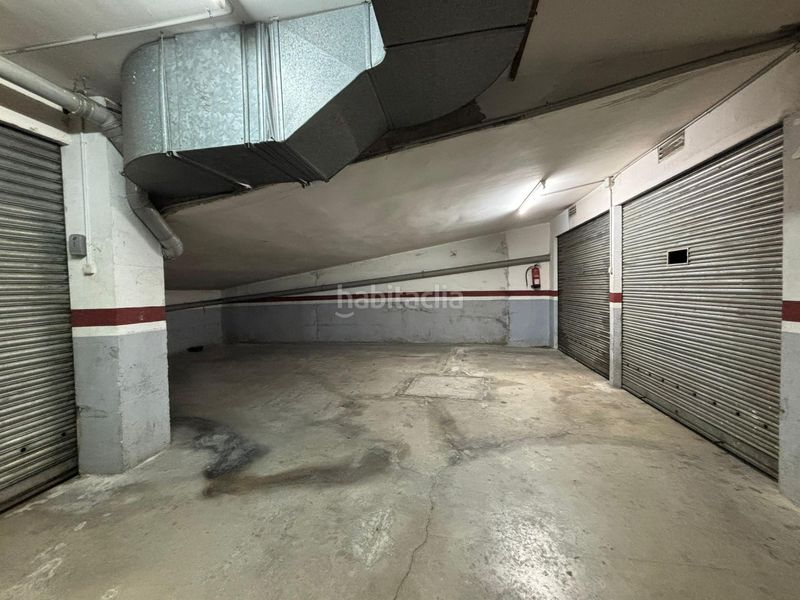 Foto f9d5088f-c751-49a5-ae74-f4354c6298b9. Aparcament cotxe a Sant Celoni