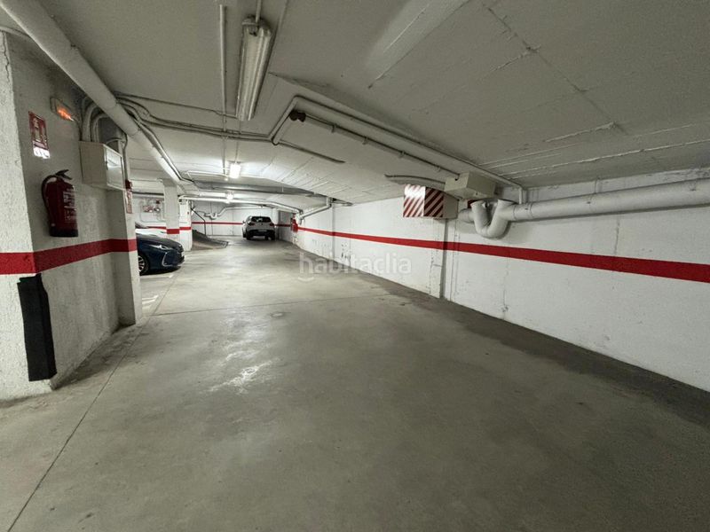 Foto 2a36cc8c-9d88-4234-b153-3e680ed1b593. Aparcament cotxe a Sant Celoni