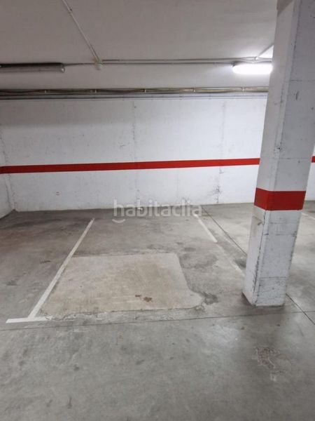 Foto 743df440-7f4d-4e72-87f5-8e30e3aa2595. Aparcament cotxe a Sant Celoni