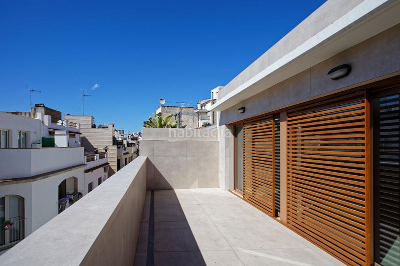 Foto 2bd7edaf-226a-4f26-bf31-654757fe74c3. Àtic a Centre Blanes