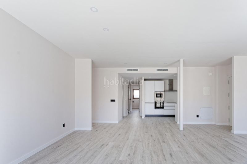 Foto 2cc9cf9a-f845-48d1-bfb1-8f39df25c07c. Àtic a Centre Blanes