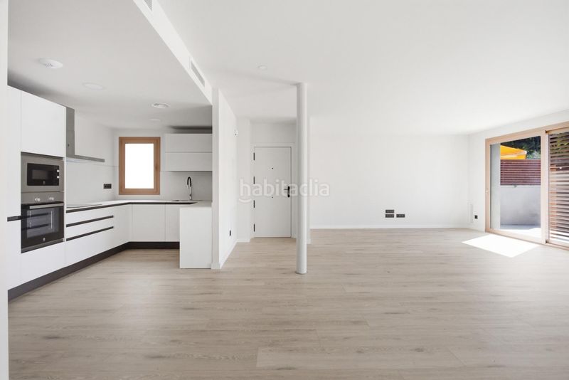 Foto e2670248-23ef-472f-bf1f-486bb056e1ad. Àtic a Centre Blanes